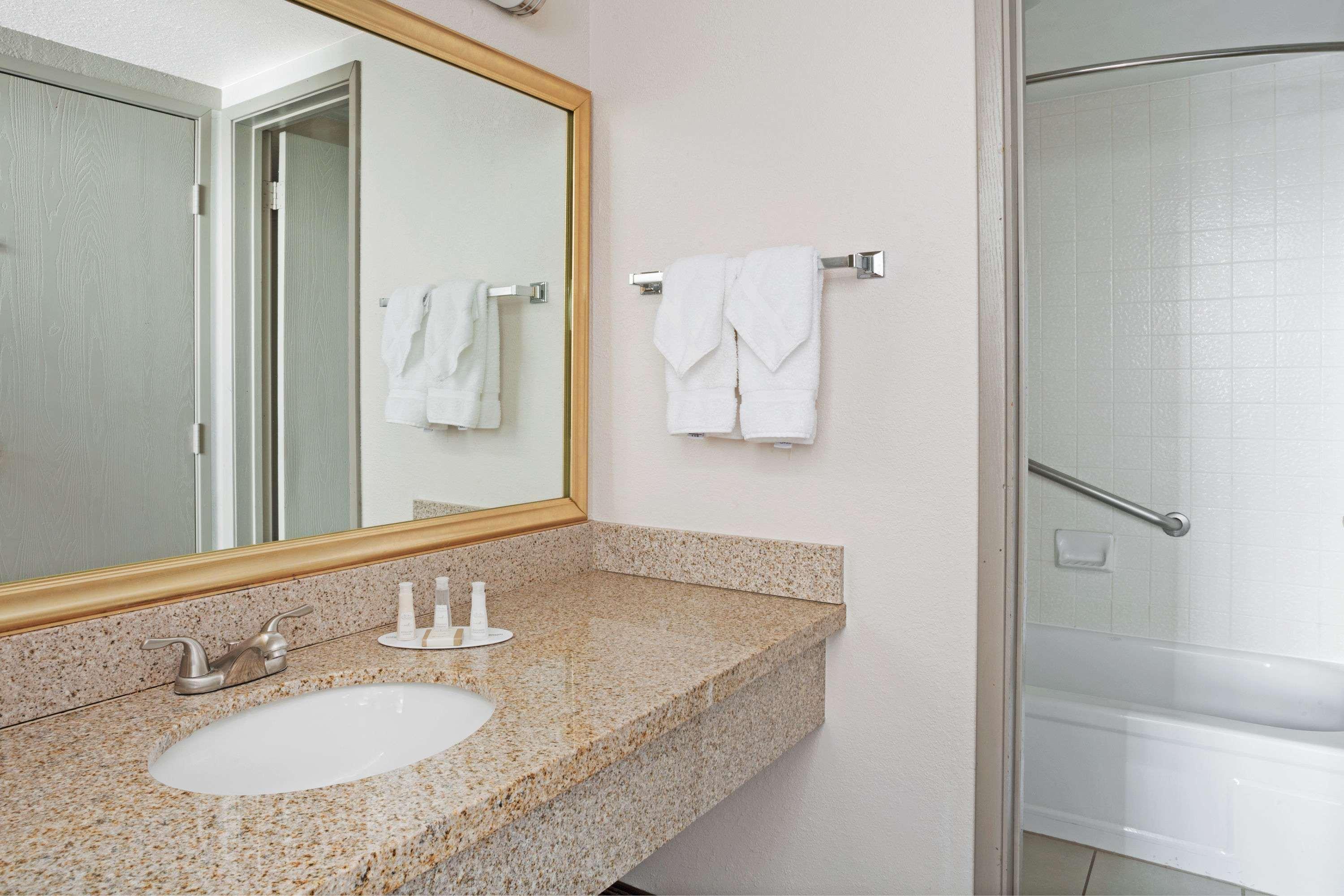 Hotel Baymont By Wyndham Reno Exteriér fotografie